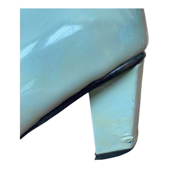 ROGER VIVIER Patent Leather Decolleté Belle Vivier Pumps blue size EU 39 US 9 - Picture 6 of 15